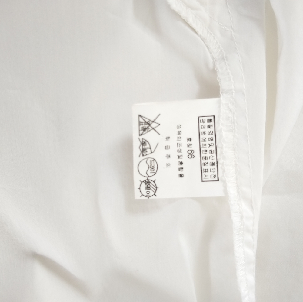 Basic white Top
Regular - Picture 7 of 12